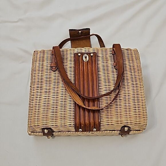 Mantessa made in honk Kong vintage straw bag - Picture 1 of 12